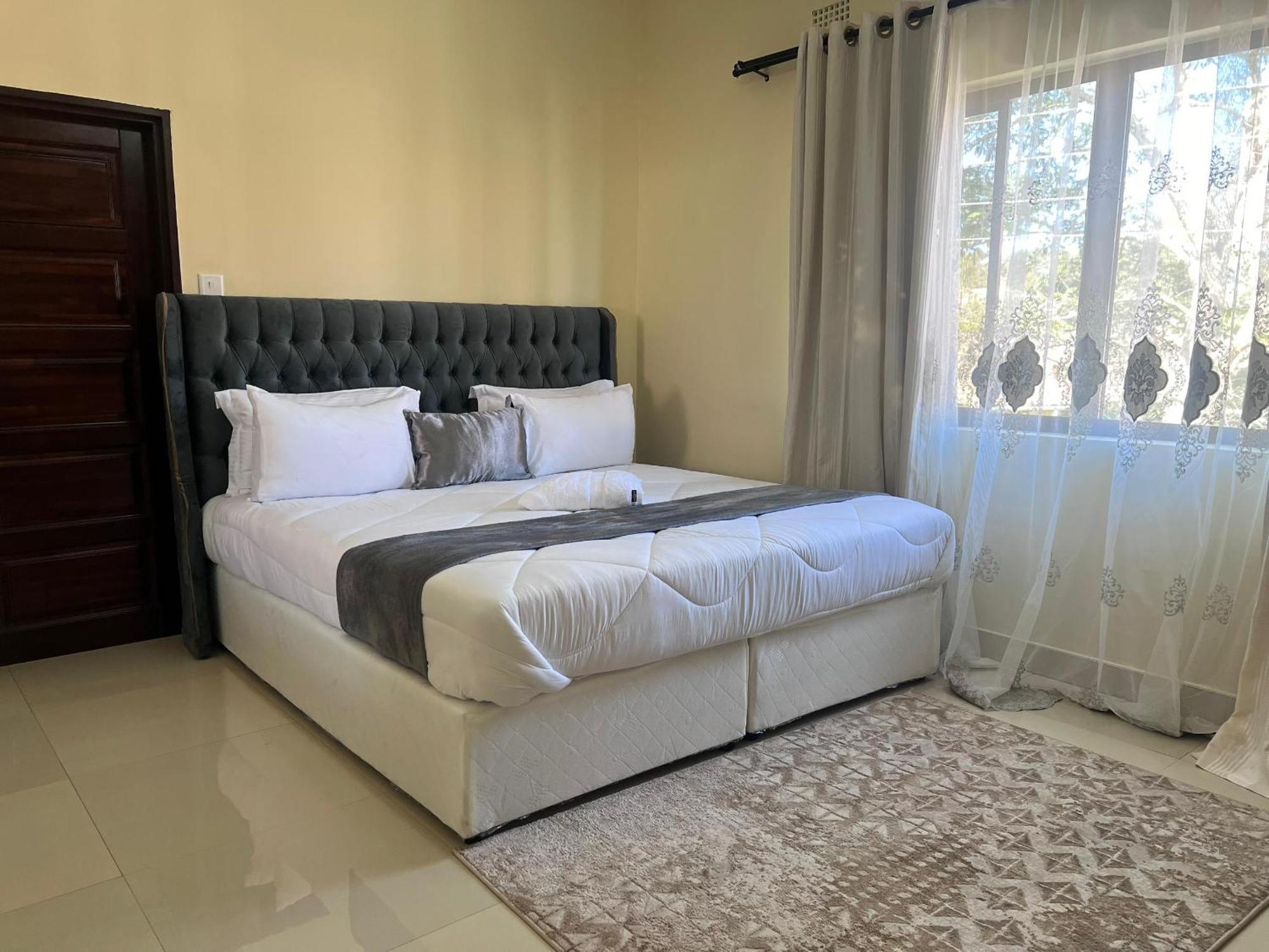 Kasbek Lodge And Tours Lusaka Eksteriør bilde